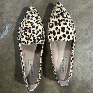 Steve Madden leopard flats